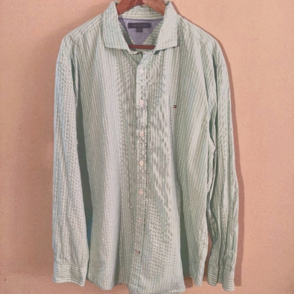 Tommy Hilfiger preppy light green pinstripe cotton button down shirt. Size XXL
